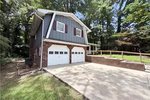 1271 Seven Springs Circle, Marietta, GA 30068 - Photo 18
