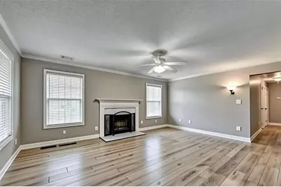 915 Cove Place, Locust Grove, GA 30248 - Photo 6