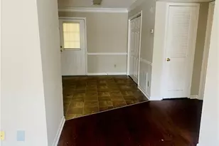 493 Stone Mountain St, Lawrenceville, GA 30046 - Photo 4