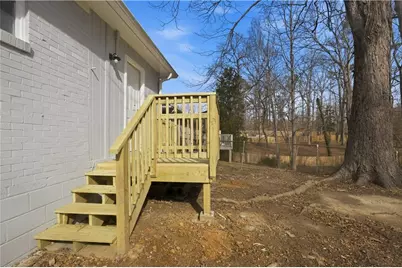 2043 Claude St NW, Atlanta, GA 30318 - Photo 16