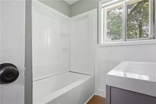 2043 Claude St NW, Atlanta, GA 30318 - Photo 8