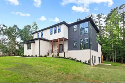 7066 Bells Way, Fairburn, GA 30213 - Photo 2
