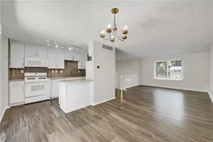 570 Sheringham Ct, Roswell, GA 30076 - Photo 8