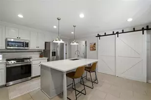 2351 Ashton Woods Ct, Marietta, GA 30068 - Photo 2