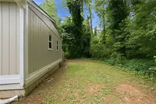 748 Amber Pl NW, Atlanta, GA 30331 - Photo 20