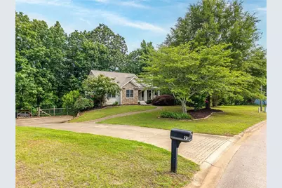93 Horseshoe Bend, Jasper, GA 30143 - Photo 2
