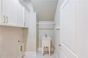 5630 Overlook Club Cir, Suwanee, GA 30024 - Photo 24