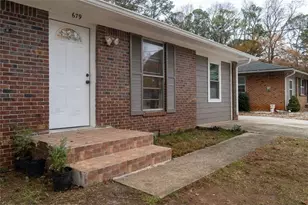 679 Winchester Ln, Norcross, GA 30071 - Photo 2