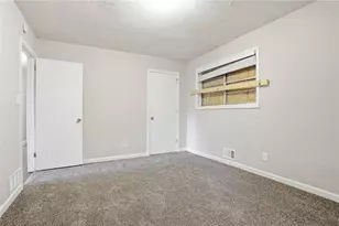 2370 Tiffany Cir, Decatur, GA 30035 - Photo 20