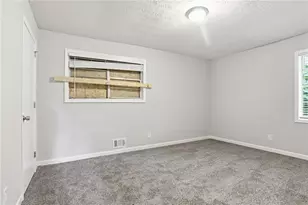 2370 Tiffany Cir, Decatur, GA 30035 - Photo 18