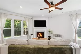 529 Garvin Dr, Woodstock, GA 30189 - Photo 12