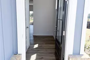 1017 Stiles Circle, Cartersville, GA 30120 - Photo 2