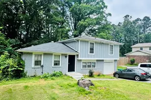 521 Navarre Dr, Stone Mountain, GA 30087 - Photo 2