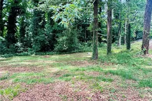 521 Navarre Dr, Stone Mountain, GA 30087 - Photo 8