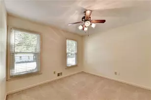 886 Marbrook Dr, Lawrenceville, GA 30044 - Photo 28