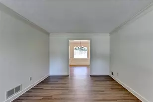 886 Marbrook Dr, Lawrenceville, GA 30044 - Photo 8