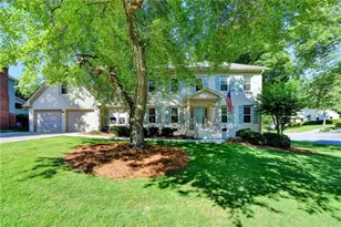886 Marbrook Dr, Lawrenceville, GA 30044 - Photo 2