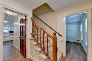 886 Marbrook Dr, Lawrenceville, GA 30044 - Photo 4