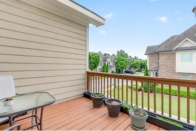 7960 Highland Bluff, Sandy Springs, GA 30328 - Photo 10