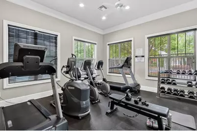 7960 Highland Bluff, Sandy Springs, GA 30328 - Photo 42