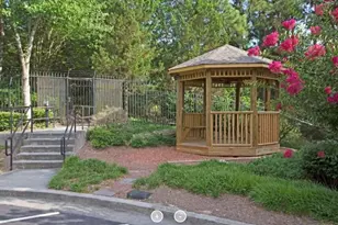 7150 W Peachtree Dunwoody Rd, Atlanta, GA 30328 - Photo 24