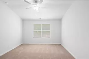 371 Lanier Cir, Woodstock, GA 30189 - Photo 16
