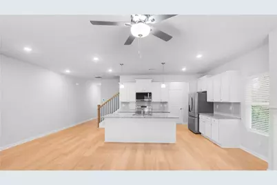371 Lanier Circle, Woodstock, GA 30189 - Photo 8