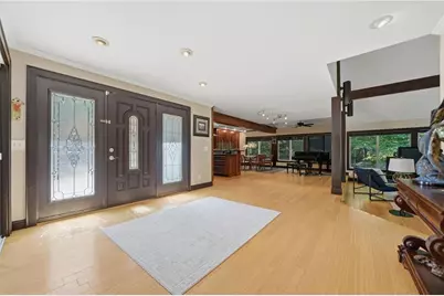 3985 Loch Highland Pass NE, Roswell, GA 30075 - Photo 8