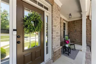 7331 Birdsong Pl, Flowery Branch, GA 30542 - Photo 4