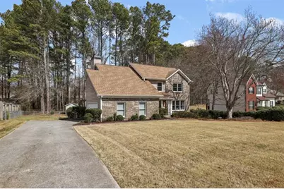 2388 Radbury Lane, Snellville, GA 30078 - Photo 8