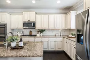 1305 Roswell Manor Cir, Roswell, GA 30076 - Photo 22