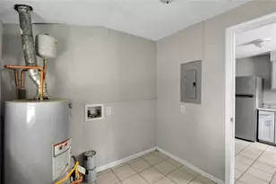 281 Valley Lake Dr, Stone Mountain, GA 30087 - Photo 14