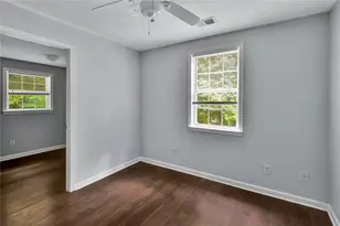 281 Valley Lake Dr, Stone Mountain, GA 30087 - Photo 24