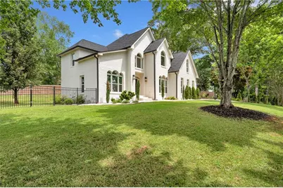 4221 Willow Oak Drive, Gainesville, GA 30506 - Photo 1
