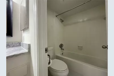 138 Woodmere Square NW, Atlanta, GA 30327 - Photo 8