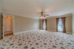 570 Trombley Bay Ln, Lawrenceville, GA 30044 - Photo 10
