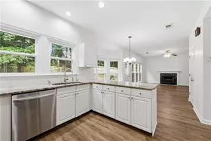 3668 Dunlin Shore Ct, Peachtree Corners, GA 30092 - Photo 8