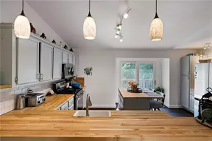 119 S Mill Creek Ct, Woodstock, GA 30188 - Photo 10