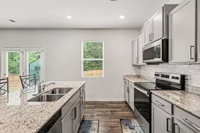 8233 Bluewater Drive, Fairburn, GA 30213 - Photo 16