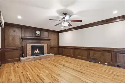 713 Chesterfield Drive, Lawrenceville, GA 30044 - Photo 10