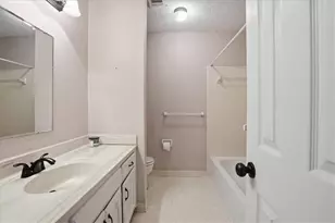 713 Chesterfield Dr, Lawrenceville, GA 30044 - Photo 56