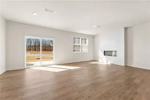 2010 Underwood Dr, Lawrenceville, GA 30043 - Photo 4