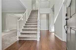 205 Woodcreek Ln, Fayetteville, GA 30215 - Photo 4