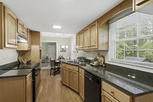 2761 Sagamore Hill Dr SE, Marietta, GA 30067 - Photo 4