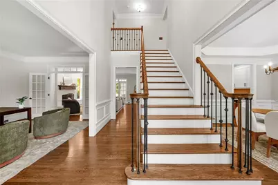 200 York Town Circle, Johns Creek, GA 30097 - Photo 4