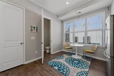 633 Broadview Place, Atlanta, GA 30324 - Photo 8