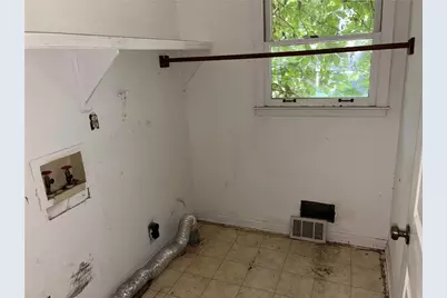 667 King Road, Stone Mountain, GA 30088 - Photo 10