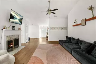 255 Paris Dr, Lawrenceville, GA 30043 - Photo 8