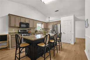 255 Paris Dr, Lawrenceville, GA 30043 - Photo 12