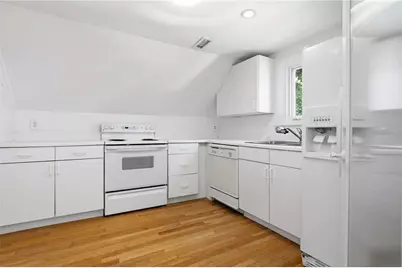 1764 Meadowdale Avenue NE, Atlanta, GA 30306 - Photo 32
